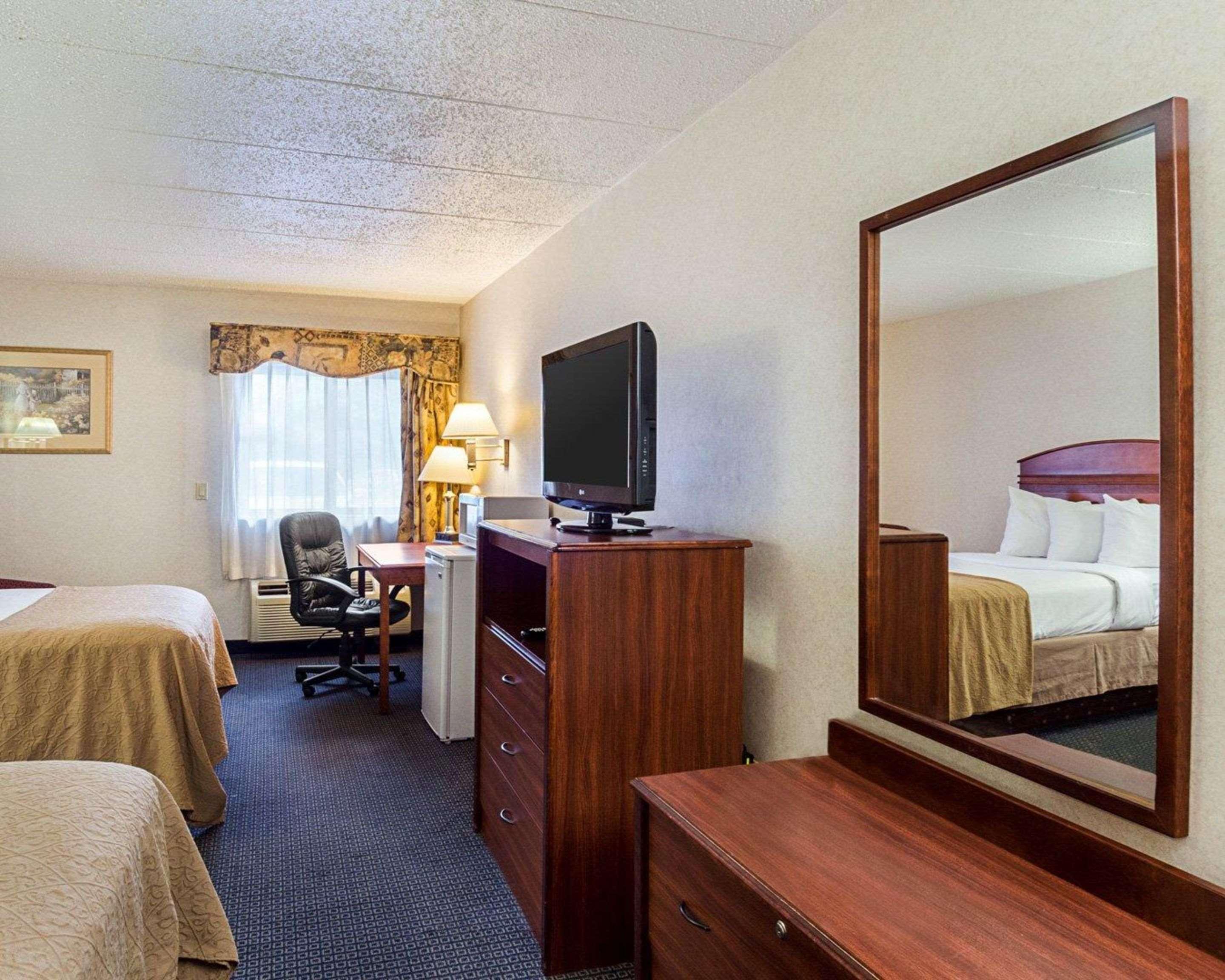 Quality Inn & Suites Worcester Eksteriør billede