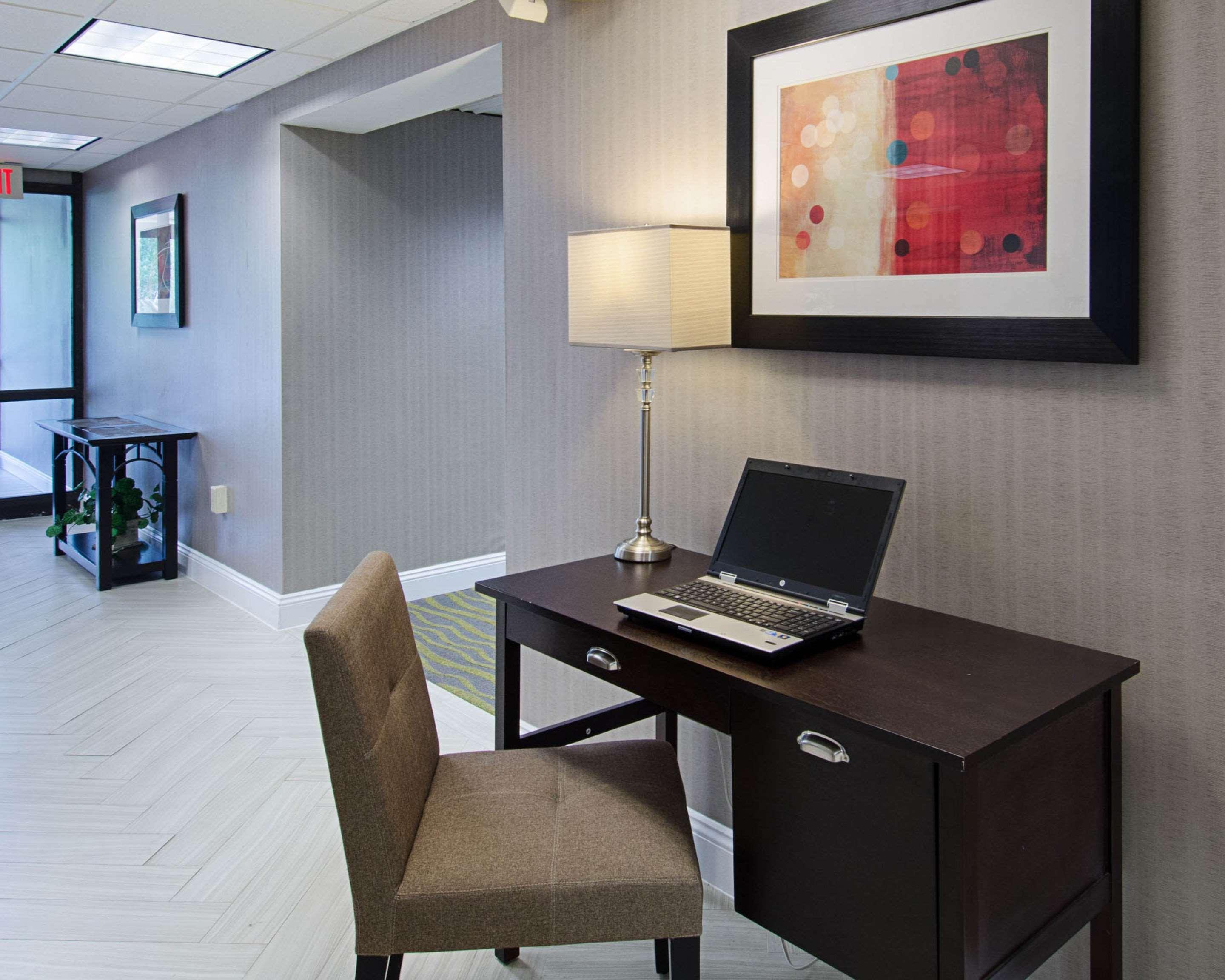 Quality Inn & Suites Worcester Eksteriør billede