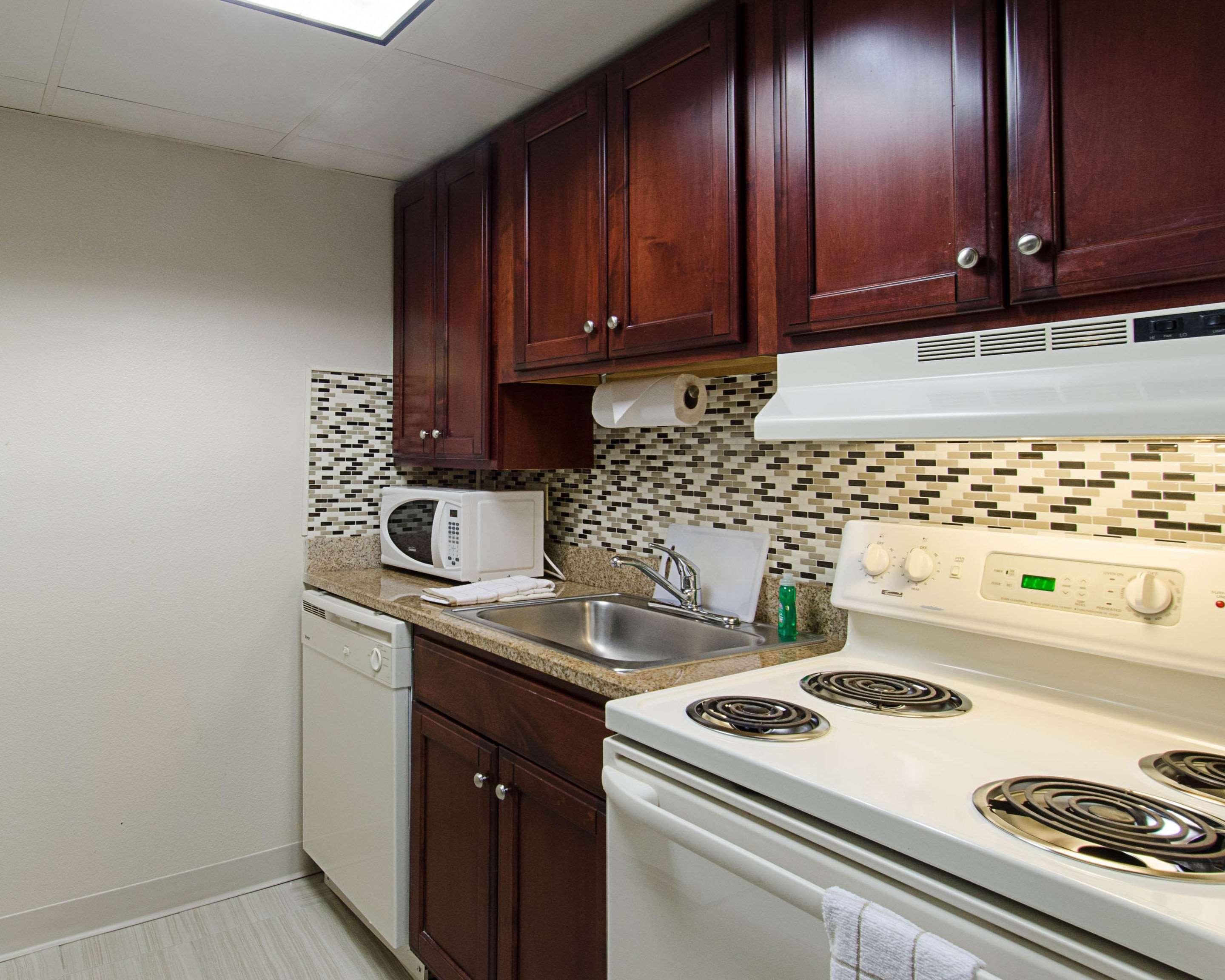 Quality Inn & Suites Worcester Eksteriør billede