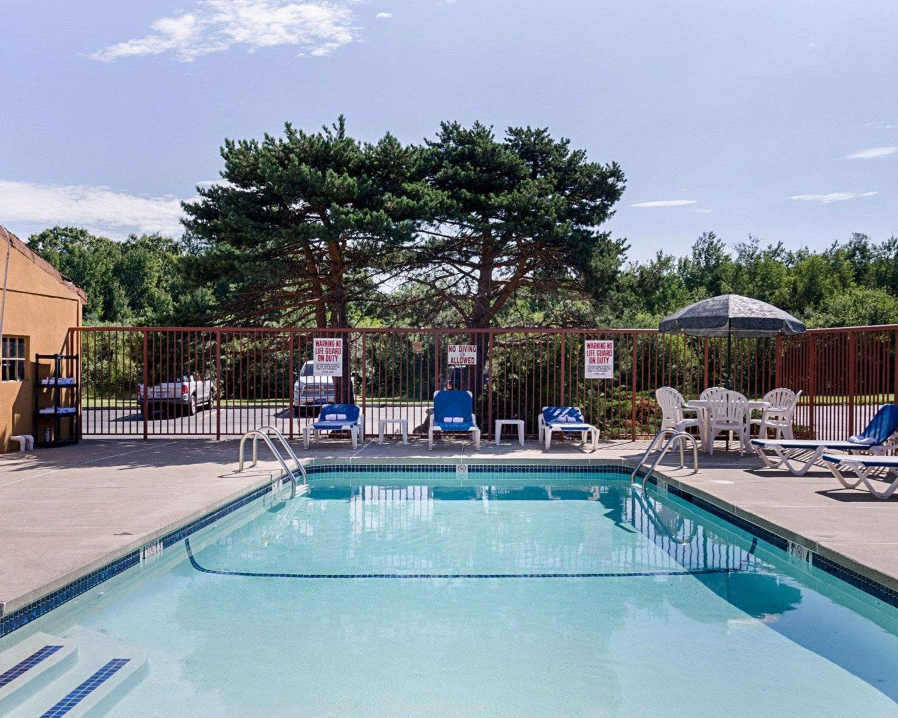 Quality Inn & Suites Worcester Eksteriør billede