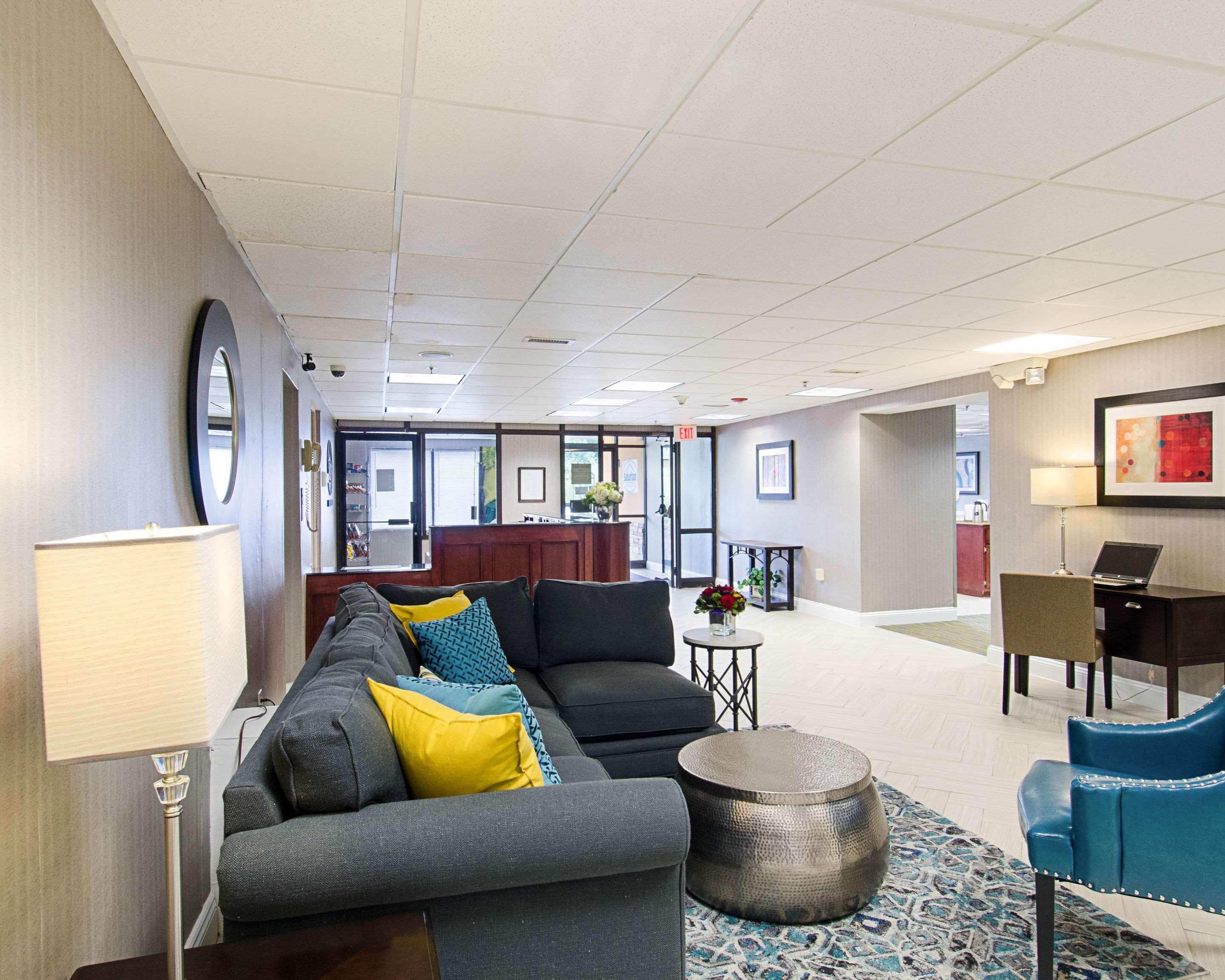 Quality Inn & Suites Worcester Eksteriør billede